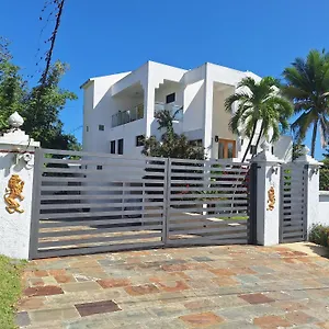  Holiday home White House Mansion Dominican Republic